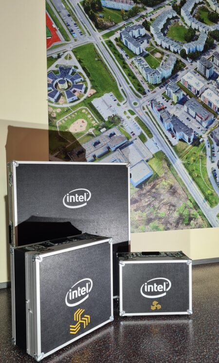 Intel Falcon 8+ DEMO unit (TopCon version)